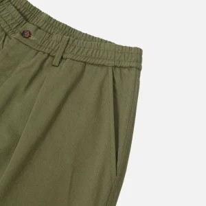 UNIVERSAL WORKS Chinos | Double Pleat Pant Light Olive