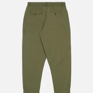 UNIVERSAL WORKS Chinos | Double Pleat Pant Light Olive