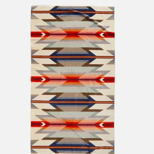 PENDLETON Maison | Oversized Jacquard Towel WYETH