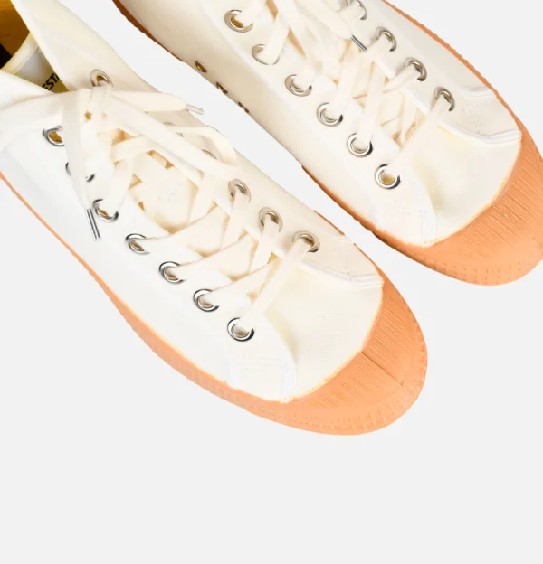 NOVESTA Baskets | Star Dribble White Gum